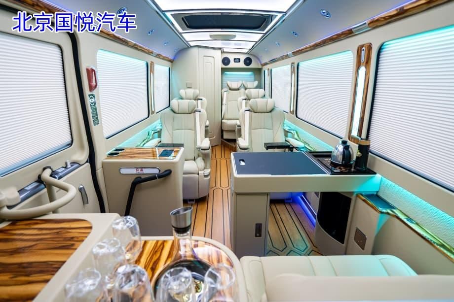 一篇文章告诉您为什么选择红旗国悦10座！联系电话