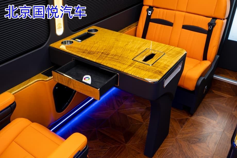 丰田考斯特12座商务车广东落地多少钱