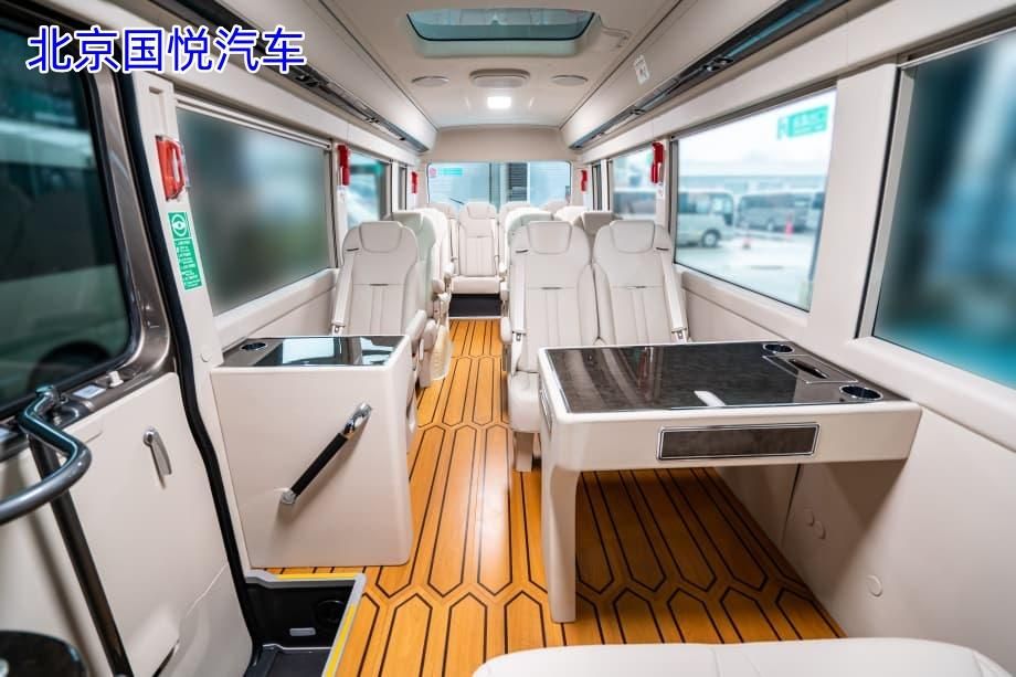红旗国悦17座：政府出行的理想之选，庄重实用兼具！联系电话