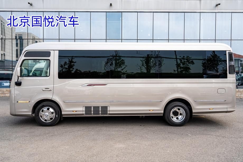 西藏昌都红旗国悦6座房车落地价官网报价总部电话18500485555