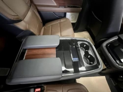 林肯领航员黑武士版限量价格 双涡轮V6动力 分期金融政策直降8万