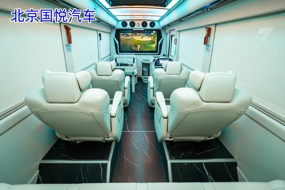 沧州定制红旗国悦12座团队版详细报价配置表电话