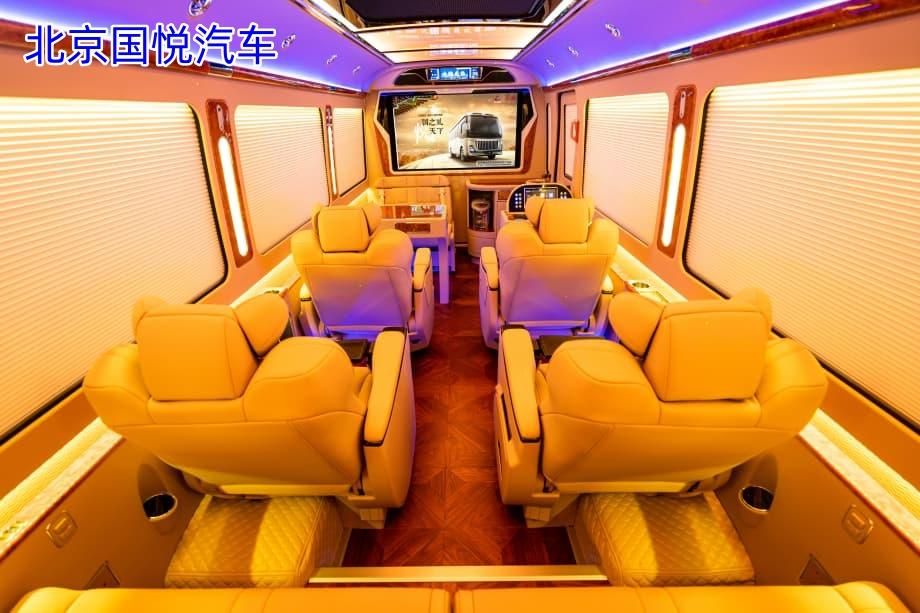 红旗国悦12座豪华版落地多少钱 咸宁报价电话
