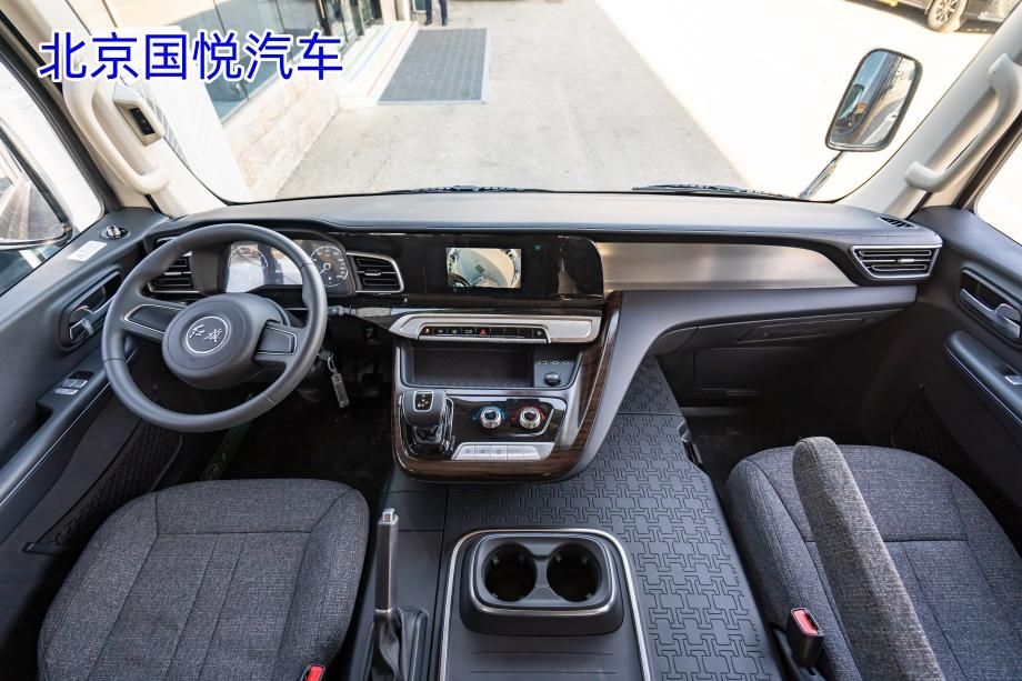 北京红旗国悦23座裸车内饰落地价格优惠活动