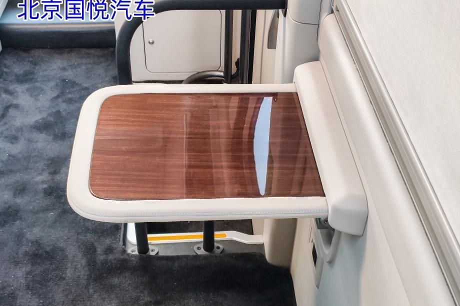 河北衡水红旗国悦17座旗舰版现车落地价格联系电话