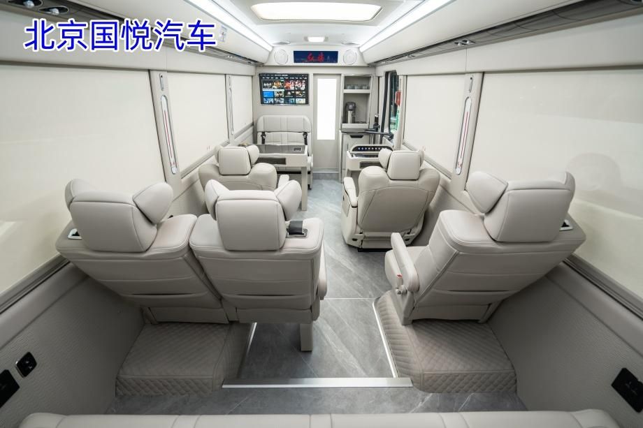 红旗国悦13座吉林优惠官网报价总部电话18500485555