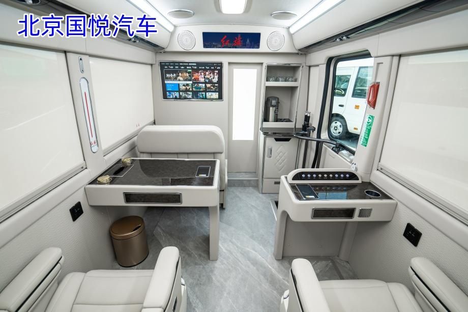 红旗国悦13座吉林优惠官网报价总部电话18500485555