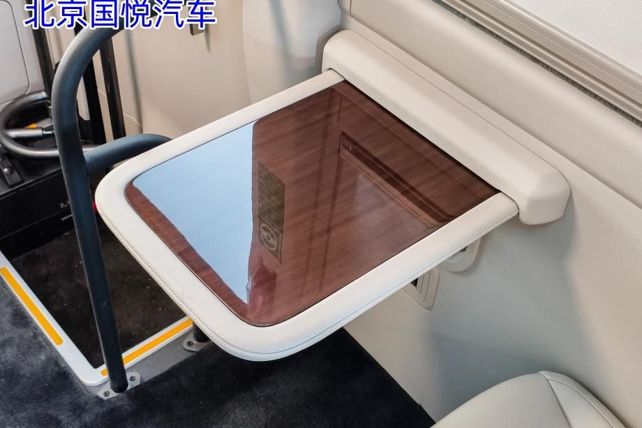 河北唐山红旗国悦17座旗舰版公司出行的高效伙伴现车价格电话