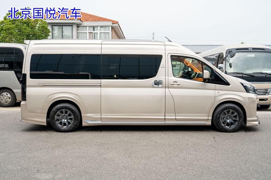 甘肃丰田海狮凯萨皇冠版现车落地价
