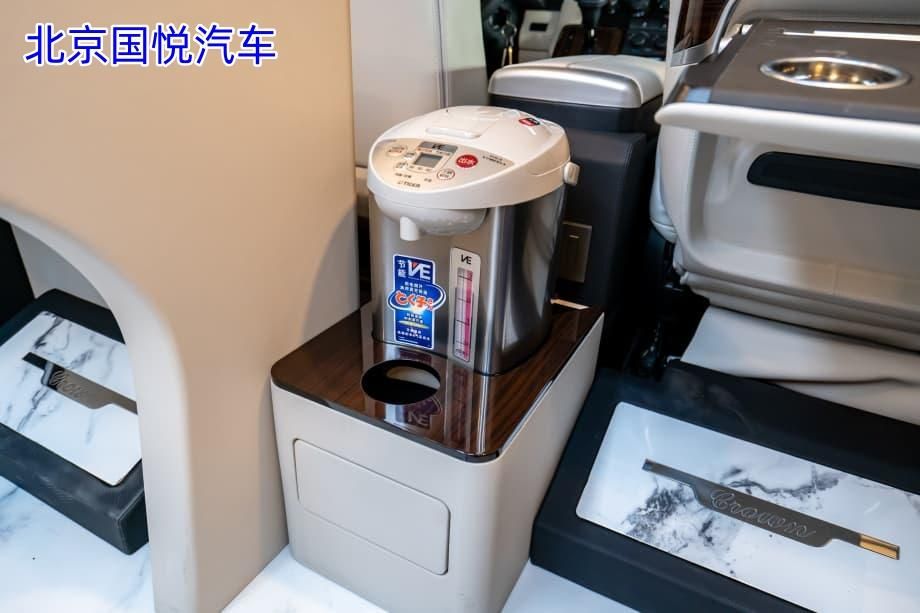 广东中山丰田海狮凯萨皇冠版优惠后的价格