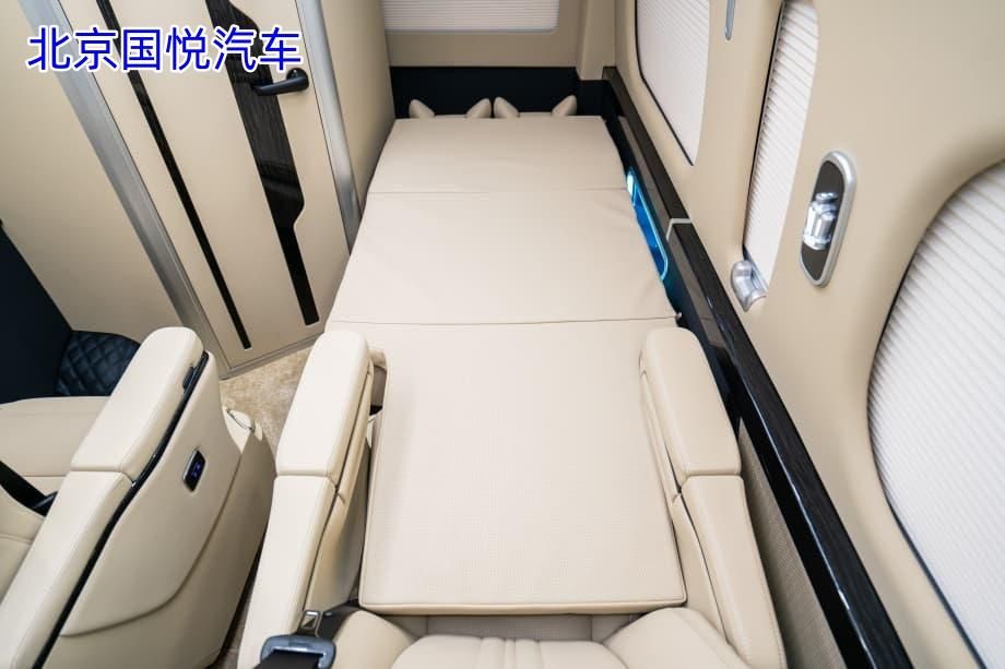 赤峰市丰田海狮6座以独特配置重塑商务出行新体验现车政策