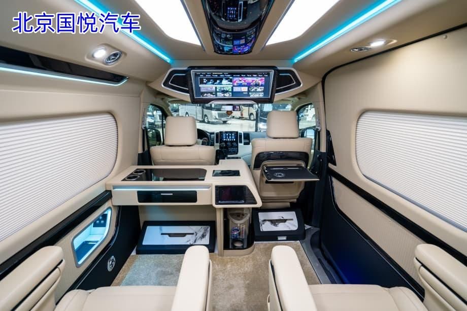 赤峰市丰田海狮6座以独特配置重塑商务出行新体验现车政策