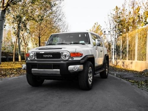 2025款丰田FJ酷路泽4.0 GXR八气囊 报价多少钱 分期首付20%