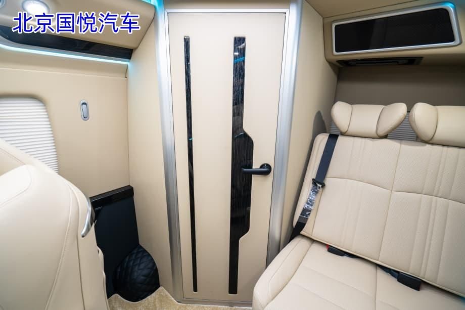 赤峰市丰田海狮6座以独特配置重塑商务出行新体验现车政策