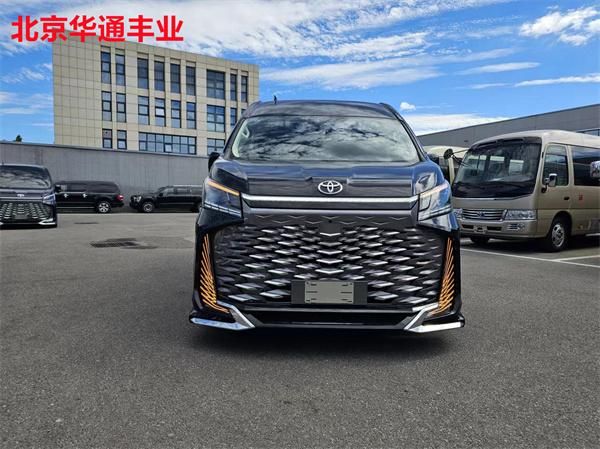 一汽紅旗國(guó)悅13座商務(wù)車(chē)多少錢(qián)北京4s店