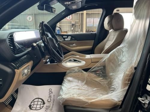 2025款奔驰GLS580加版4.0T价格多少钱 黑棕内饰现车可分期首付20%