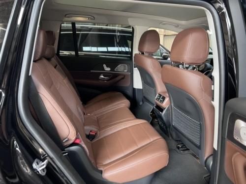 奔驰GLS350d柴油SUV现车价格 3.0T排量7座顶配报价含购置税明细