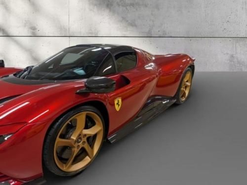 法拉利Daytona SP3价格 6.5L V12引擎+830匹马力 豪华配置全解析