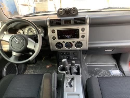 ‌分期无压力 丰田FJ酷路泽4.0 GXR金融方案 八气囊高配首付8万