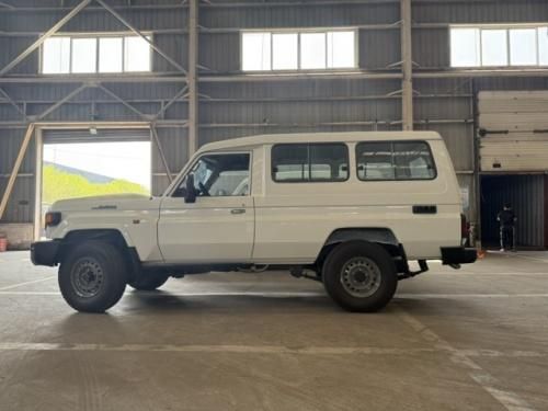 2025款酷路泽LC78 4.0自动汽油现车价格 双油箱+涉水喉配置拉满