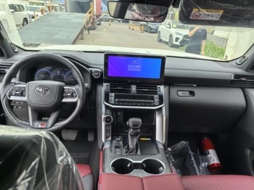 丰田兰德酷路泽3300 GR运动版价格 3.3T+三把差锁 落地价多少钱