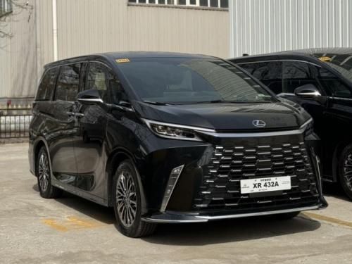 25款雷克萨斯LM350h七座版现车价格 2.5L混动豪华MPV 低分期利率