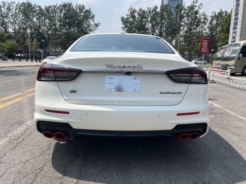 玛莎拉蒂总裁Q4行政版 红内+碳纤维落地价格 分期首付多少钱