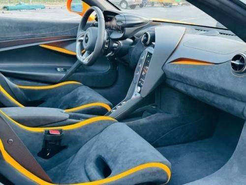 迈凯伦750S Spider现车 4.0T双涡轮价格 橙黑配色 配置可分期首付