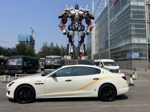 玛莎拉蒂总裁Q4行政版 红内+碳纤维落地价格 分期首付多少钱