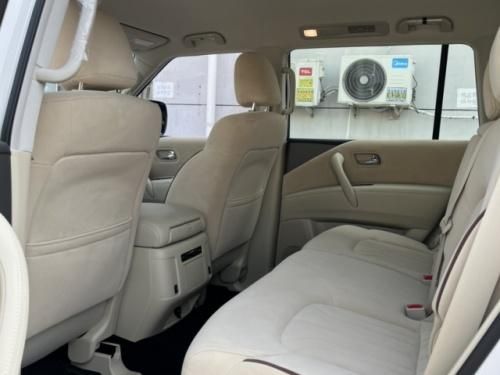 途乐4.0 XE中东版现车价格48万 7速自动+双差速锁 颜色可选‌