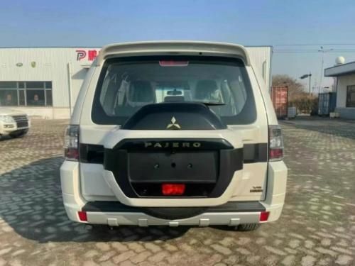 2025款三菱帕杰罗V93 3.0L V6超选四驱现车价格2X万起可全国分期