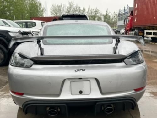 保时捷718 GT4手动4.0L价格 银黑配色+赛道套件 全国分期首付20%