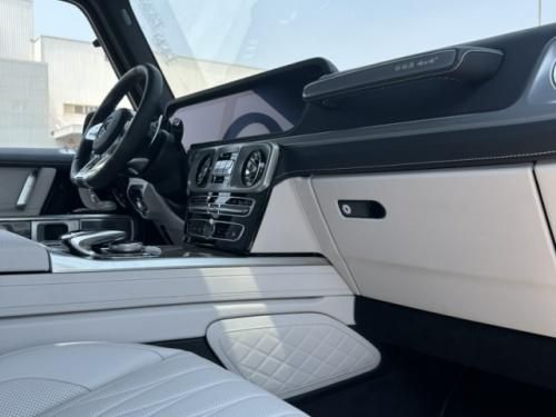 奔驰G63 4x4&sup2;现车到港多少钱 4.0T V8动力 分期首付20%年利率3%‌