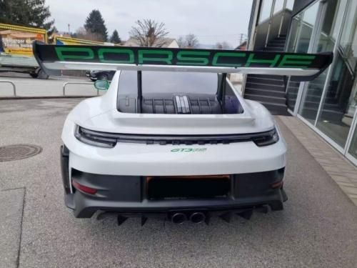 2025款保时捷911 GT3 RS多少钱 赛道猛兽 4.0L自吸引擎 3.2秒破百