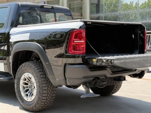 2025款道奇犀牛RHO 3.0T多少钱 首付20万开回家‌ 分期零压力‌