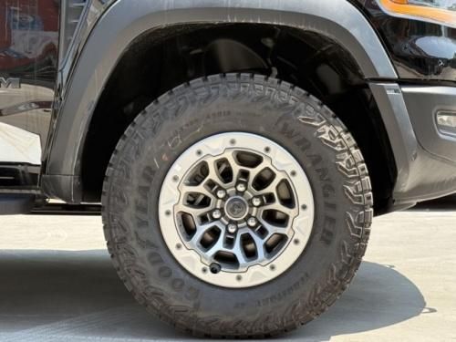 2025款道奇犀牛RHO 3.0T多少钱 首付20万开回家‌ 分期零压力‌