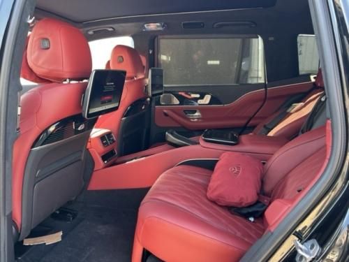 2025款迈巴赫GLS600红内饰4.0T落地价格 后排行政座椅+魔毯悬架