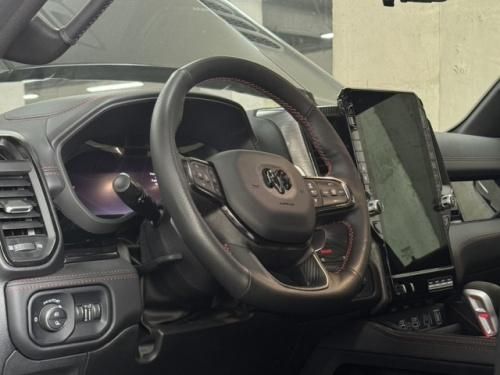 2025款道奇犀牛RHO 3.0T多少钱 首付20万开回家‌ 分期零压力‌