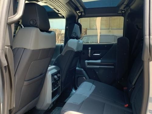 美规悍马EV皮卡配置解析Ultium电池组+自适应悬架首付30%分期政策