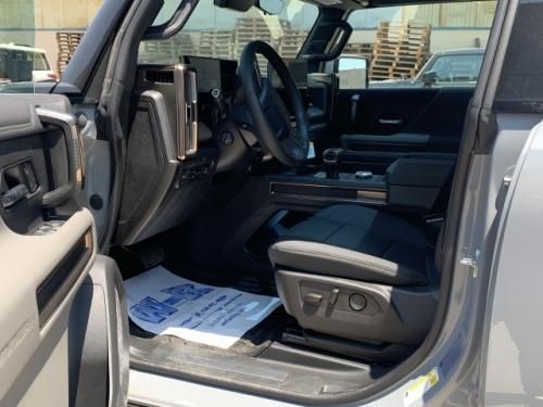 美规悍马EV皮卡配置解析Ultium电池组+自适应悬架首付30%分期政策