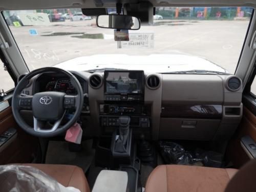 2025款酷路泽LC71 2.8T柴油版港口现车多少钱 配置升级价格惊喜