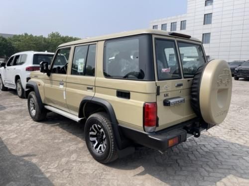 2025款丰田酷路泽LC76 2.8T柴油自动挡 四驱越野价格 分期零压力