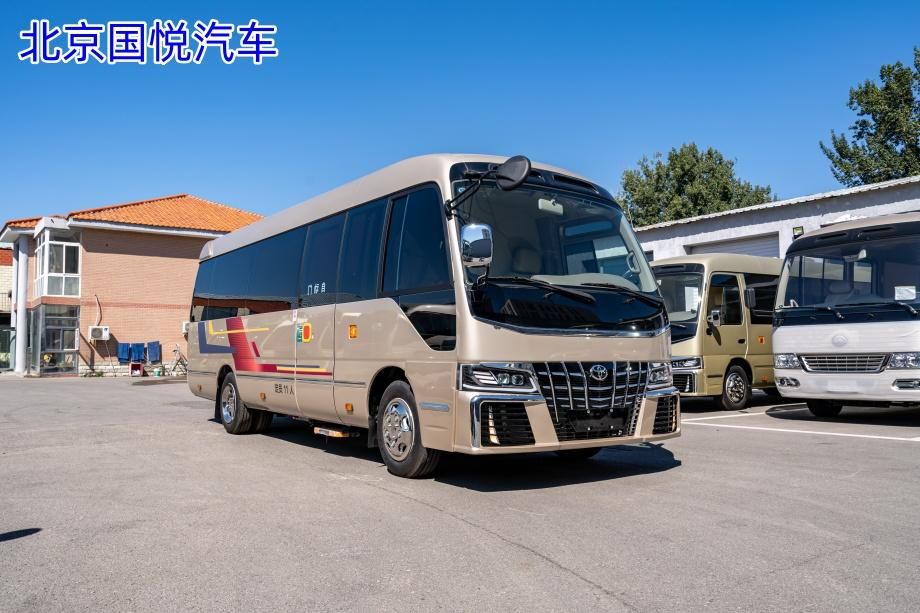 丰田考斯特12座多少钱 丰田考斯特豪华版报价电话