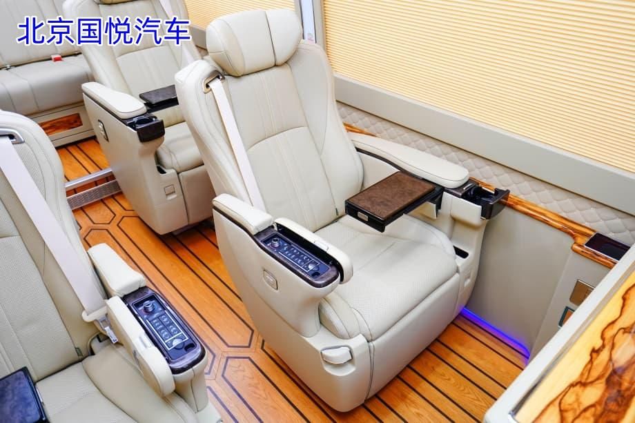 丰田考斯特价格表 丰田考斯特配置