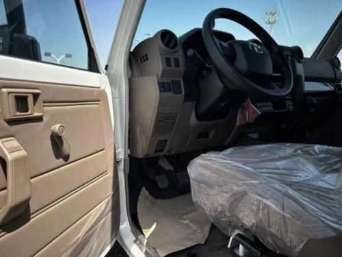 25款酷路泽LC78全系配置解析价格多少钱 柴油手动挡终极玩家座驾