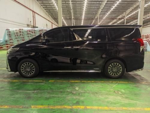 雷克萨斯LM300h2.5混动七座豪华配置低油耗高舒适金融贷款方案