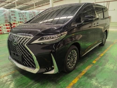 雷克萨斯LM300h2.5混动七座豪华配置低油耗高舒适金融贷款方案