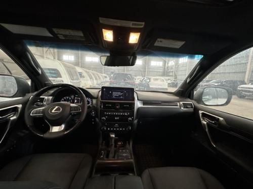 雷克萨斯GX46023款7座豪华SUV4.6L排量全时四驱最后的大V8发动机