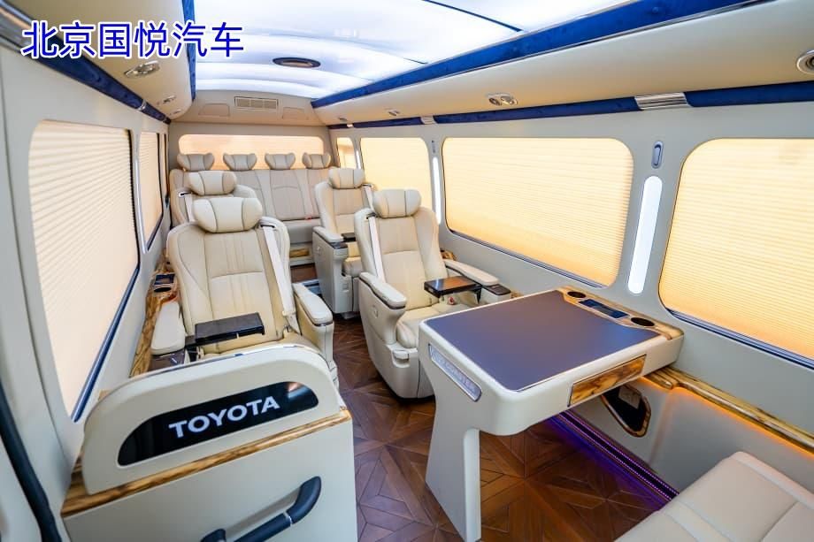 丰田考斯特12座价格表 丰田考斯特12座配置参数报价