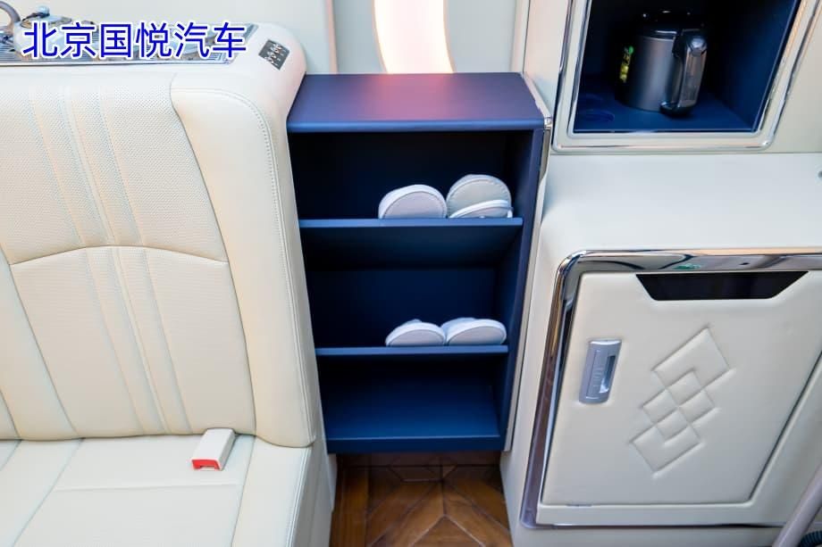 丰田考斯特12座价格表 丰田考斯特12座配置参数报价